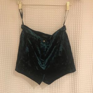 Topshop size 6 US Velvet dark green shorts